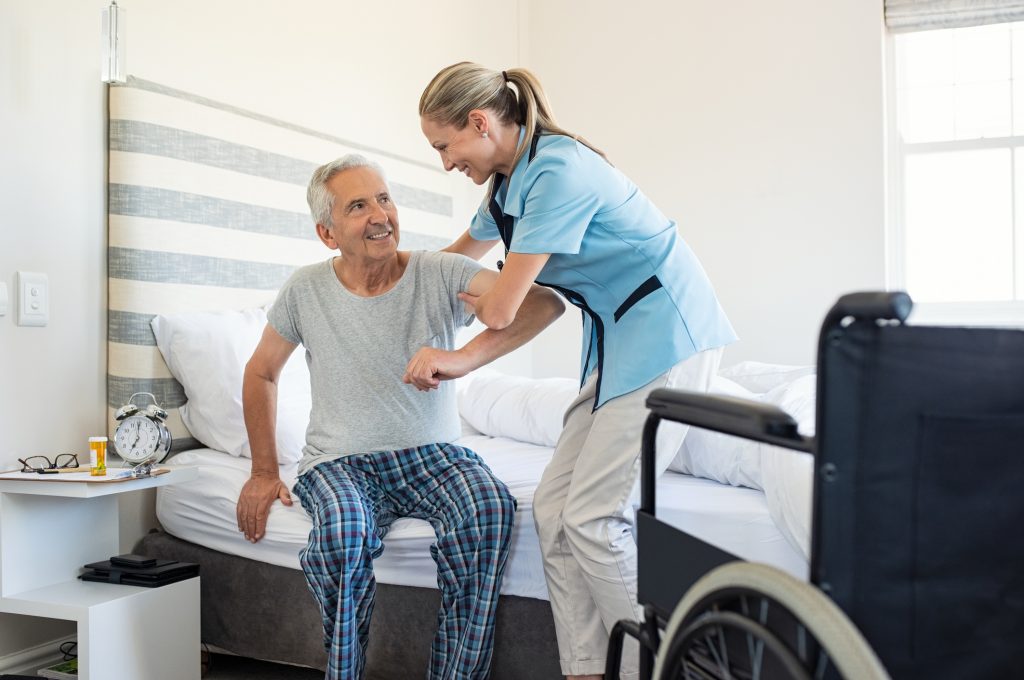 4 Tips For Maintaining A Comfortable Atmosphere In Assisted Living Facilities 